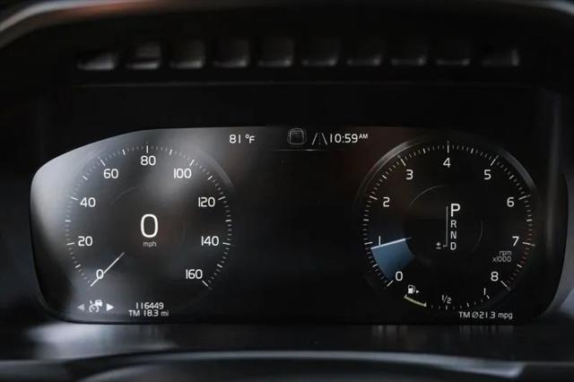 2019 Volvo XC90 T6 Momentum
