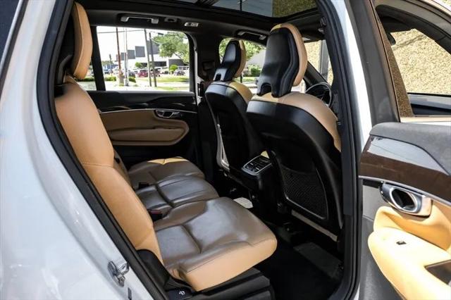 2019 Volvo XC90 T6 Momentum