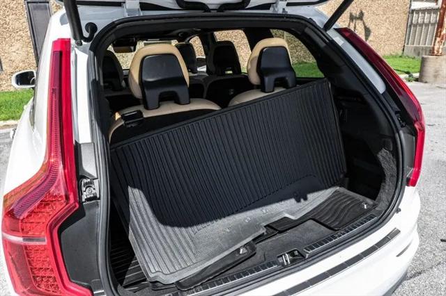 2019 Volvo XC90 T6 Momentum
