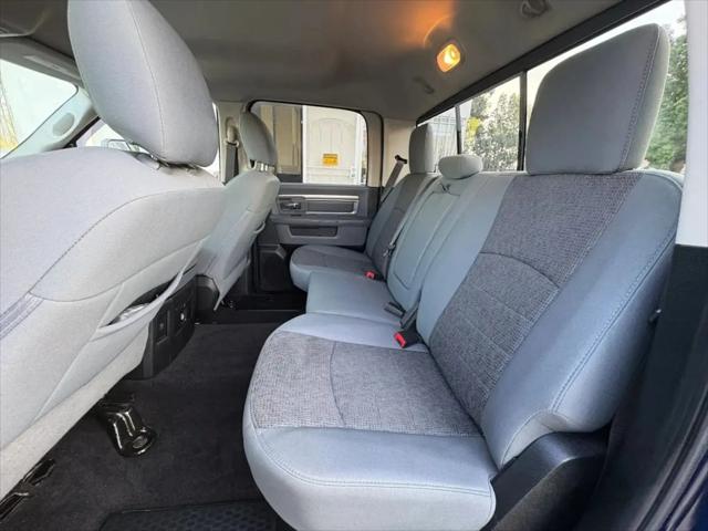 2018 Ram 1500 Big Horn Crew Cab 4x4 5'7" Box