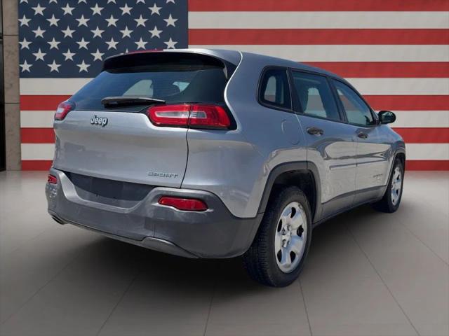 2015 Jeep Cherokee Sport