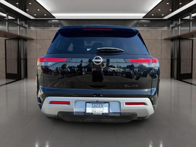 2023 Nissan Pathfinder SL 4WD