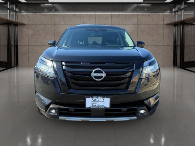 2023 Nissan Pathfinder SL 4WD