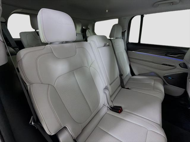 2022 Jeep Grand Cherokee L Overland 4x4