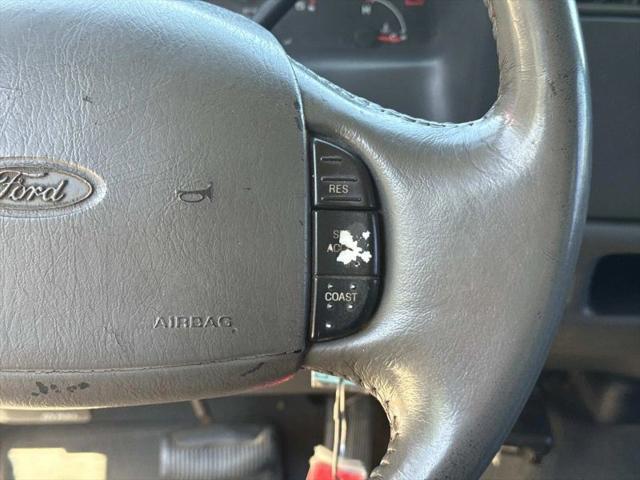 2002 Ford F-350 Base