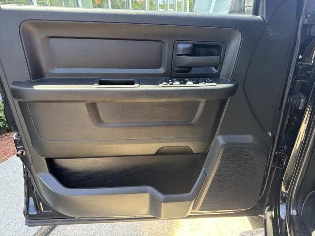 2022 Ram 1500 Classic Tradesman Crew Cab 4x4 5'7" Box