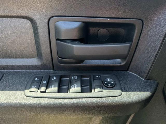 2022 Ram 1500 Classic Tradesman Crew Cab 4x4 5'7" Box