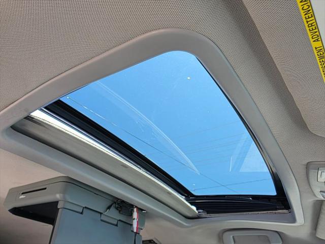 2016 Toyota Sienna XLE 8 Passenger