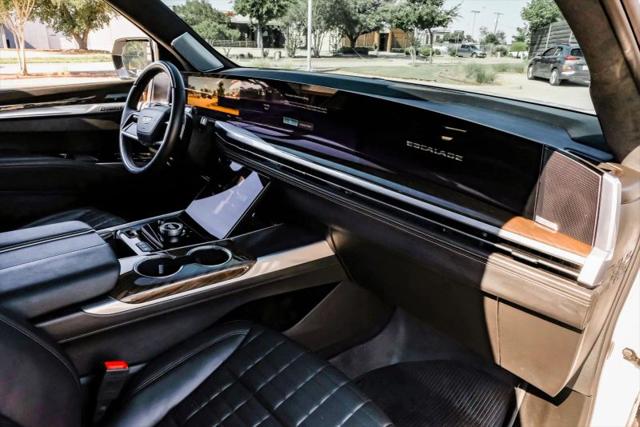 2025 Cadillac Escalade Sport Platinum