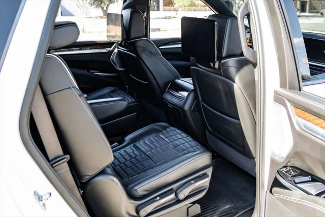 2025 Cadillac Escalade Sport Platinum