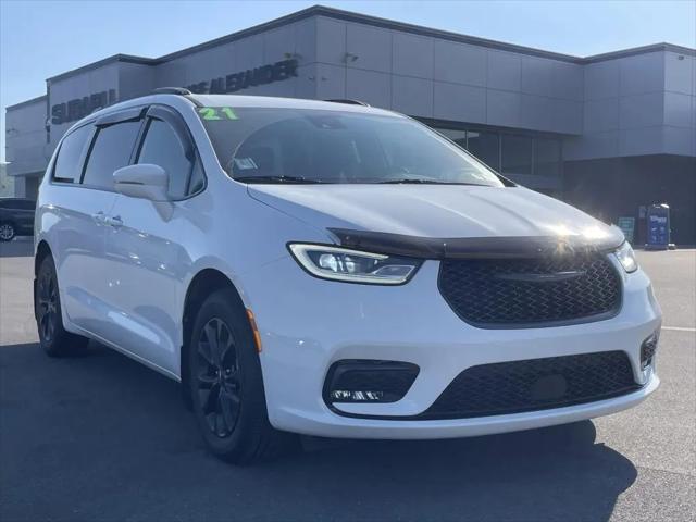 2021 Chrysler Pacifica Touring L AWD for sale in Muncy, PA