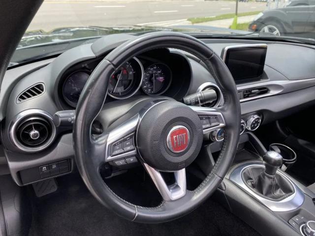2017 Fiat 124 Spider Classica