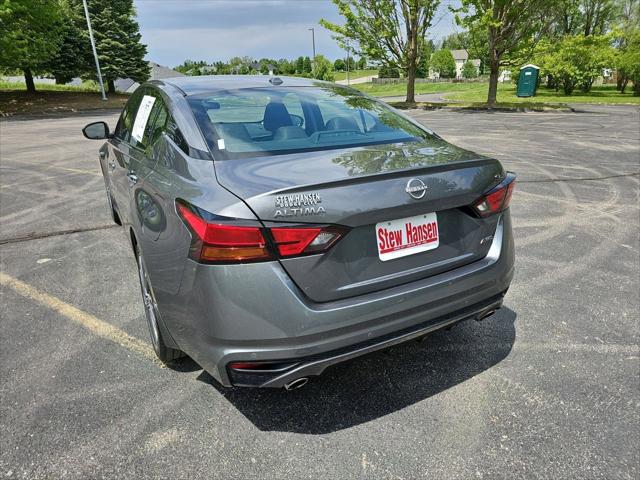 2025 Nissan Altima SL AWD