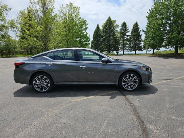 2025 Nissan Altima SL AWD