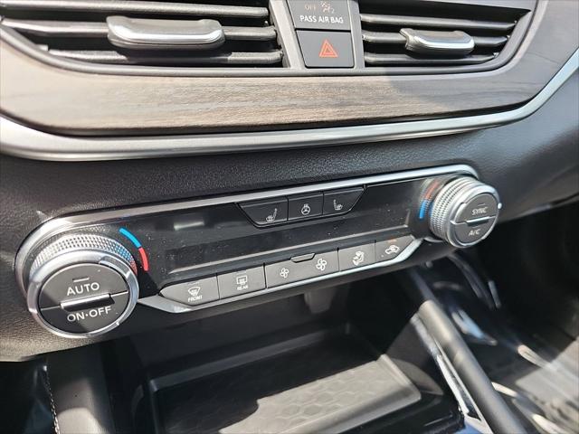 2025 Nissan Altima SL AWD