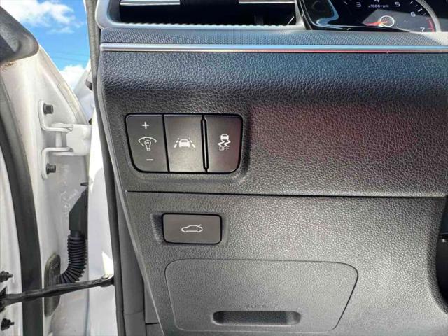 2022 Kia K5 LXS