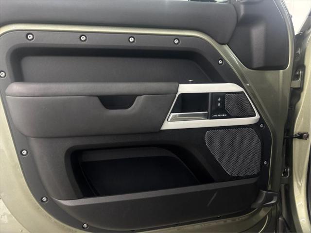 2020 Land Rover Defender 110 Standard