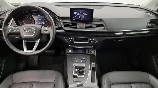 2020 Audi Q5 Titanium Premium 45 TFSI quattro S tronic