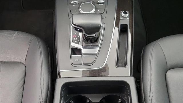 2020 Audi Q5 Titanium Premium 45 TFSI quattro S tronic