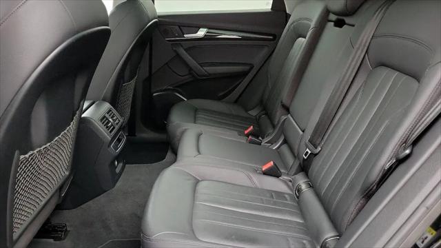 2020 Audi Q5 Titanium Premium 45 TFSI quattro S tronic