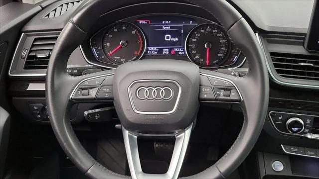2020 Audi Q5 Titanium Premium 45 TFSI quattro S tronic
