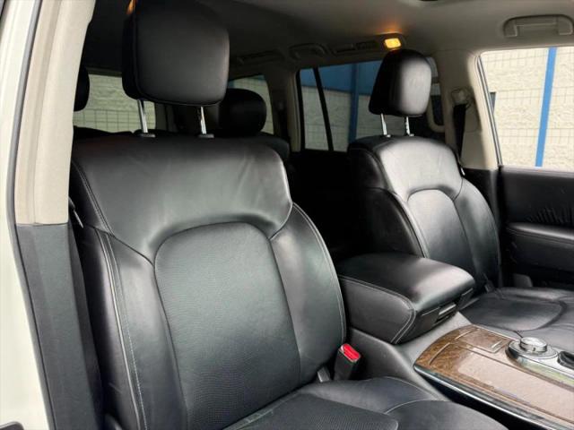 2017 INFINITI QX80 Base