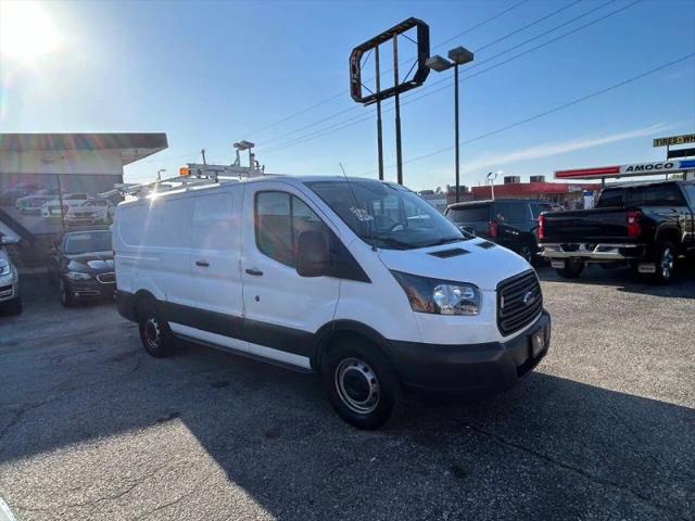 2018 Ford Transit w/60/40 Side Door w/RWB