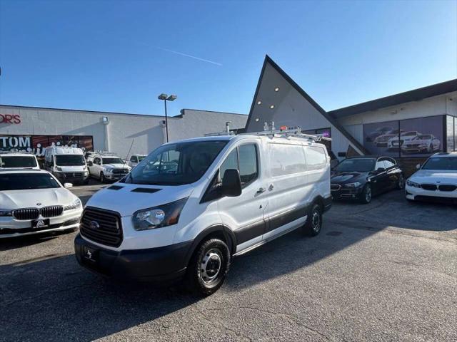 2018 Ford Transit w/60/40 Side Door w/RWB