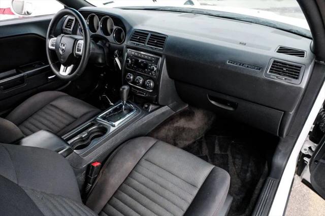 2014 Dodge Challenger SXT
