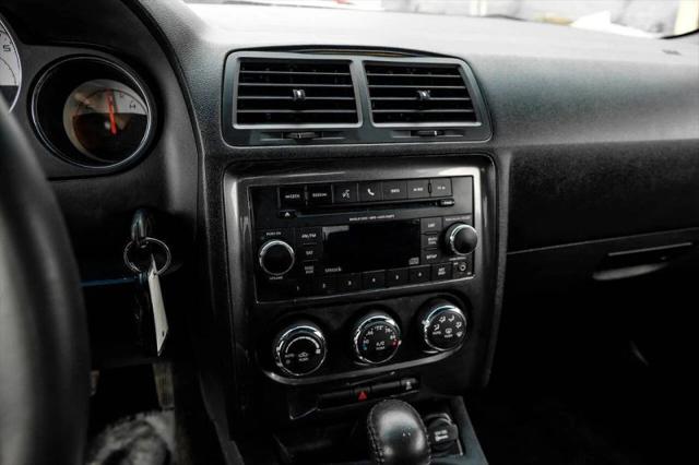 2014 Dodge Challenger SXT