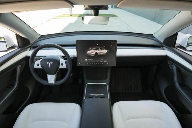 2023 Tesla Model Y Long Range Dual Motor All-Wheel Drive