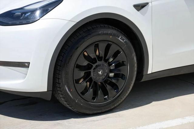 2023 Tesla Model Y Long Range Dual Motor All-Wheel Drive