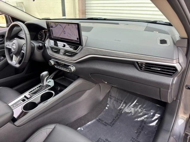 2024 Nissan Altima SL FWD