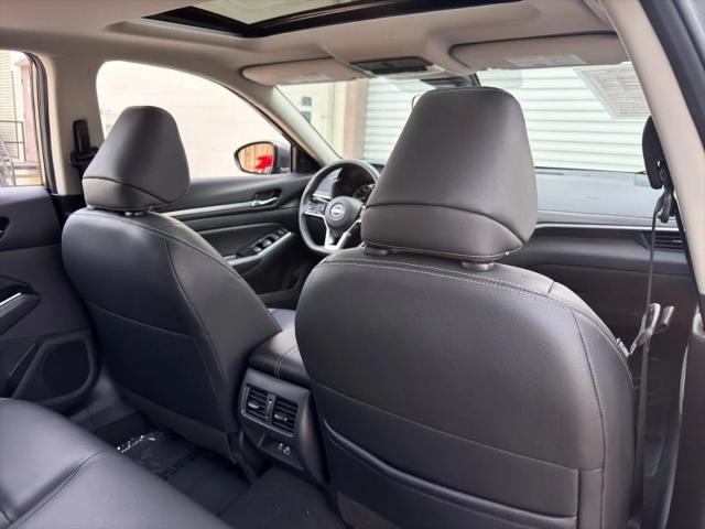 2024 Nissan Altima SL FWD