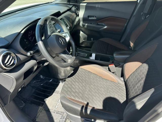 2021 Nissan Kicks SR Xtronic CVT