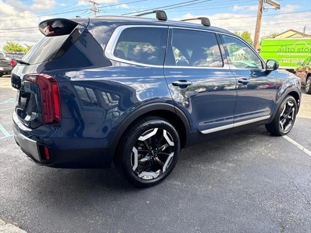 2023 Kia Telluride S