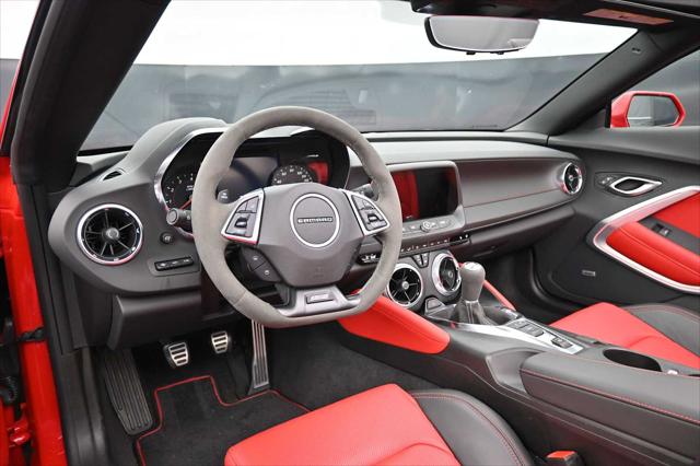 2023 Chevrolet Camaro RWD Convertible 2SS