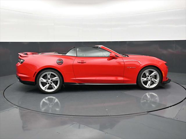 2023 Chevrolet Camaro RWD Convertible 2SS