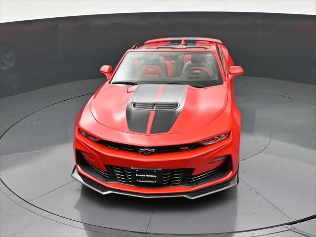 2023 Chevrolet Camaro RWD Convertible 2SS