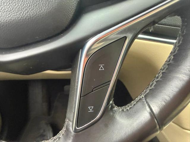 2018 Cadillac XT5 Standard