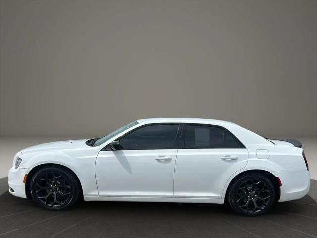2019 Chrysler 300 Touring