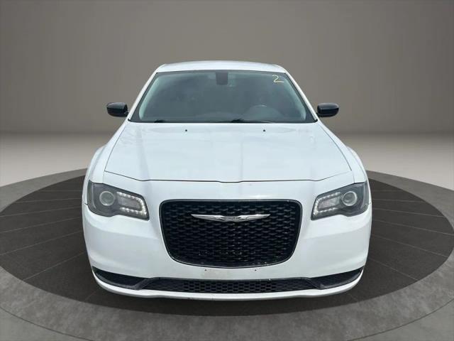 2019 Chrysler 300 Touring