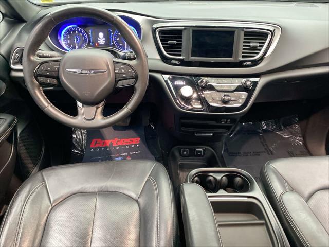 2020 Chrysler Pacifica Touring L