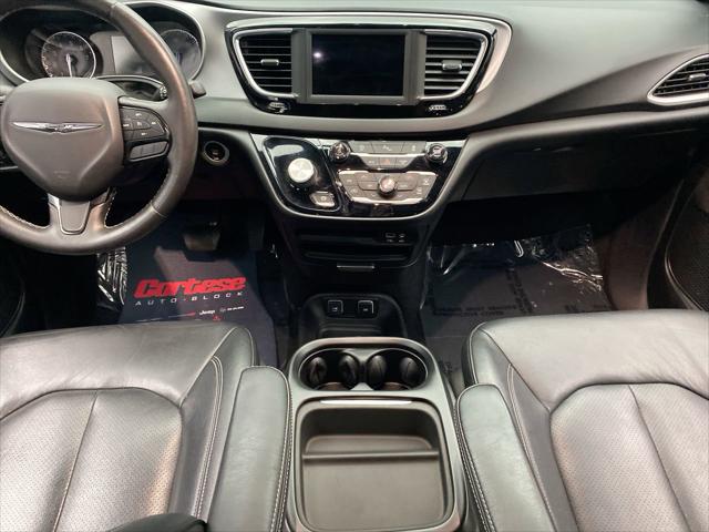 2020 Chrysler Pacifica Touring L