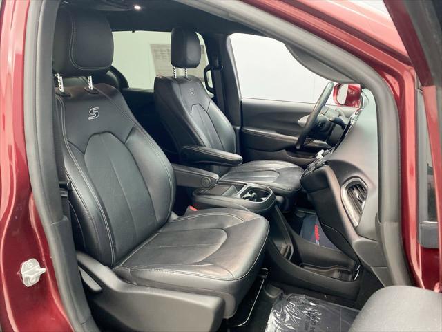 2020 Chrysler Pacifica Touring L