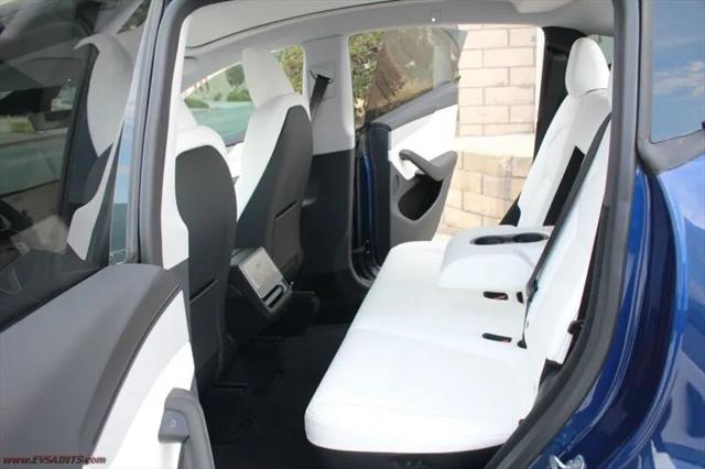 2026 Tesla Model Y Premium Rear-Wheel Drive