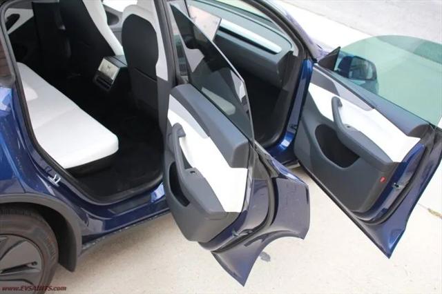 2026 Tesla Model Y Premium Rear-Wheel Drive