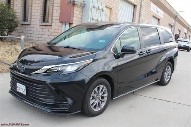 2024 Toyota Sienna LE for sale in Rialto, CA