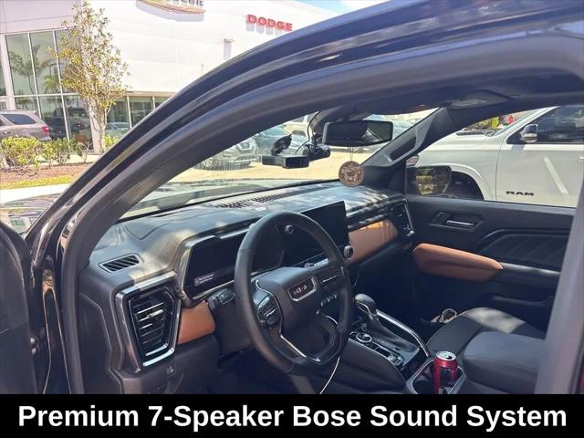 2025 GMC Canyon 4WD AT4