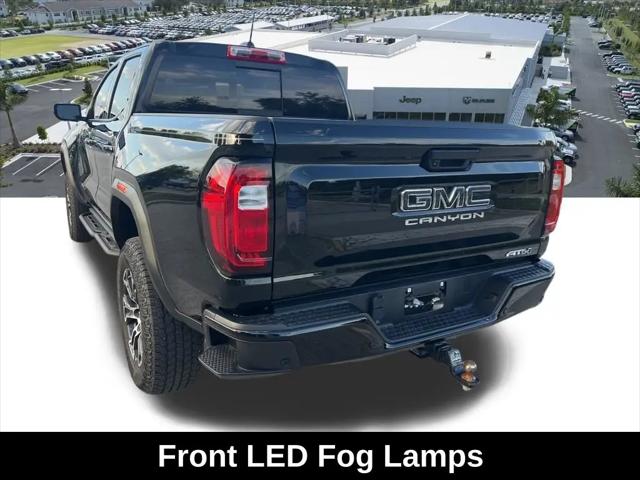 2025 GMC Canyon 4WD AT4